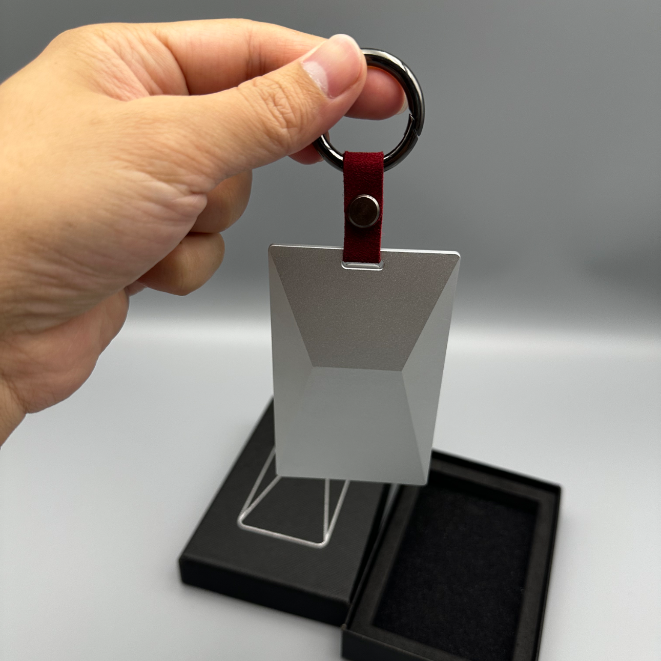 [Aisen] NFC Key Card Holder Protector Cybermatic Smart Key Cover for Tesla Model Y Model 3 Model X Model S