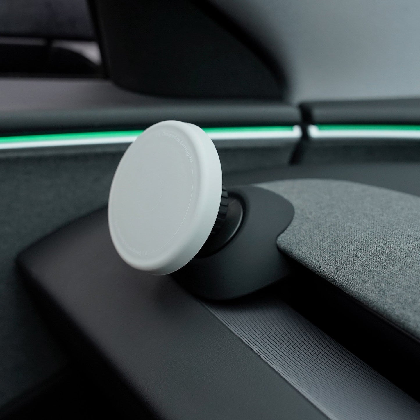 [Aisen] Hidden Cockpit Console Phone Bracket for Tesla Model Y Juniper & Model 3 Highland Anti-Slip Metal Base (Liquid Silicone Wrapped, Grey LHD/RHD 1-Pack)