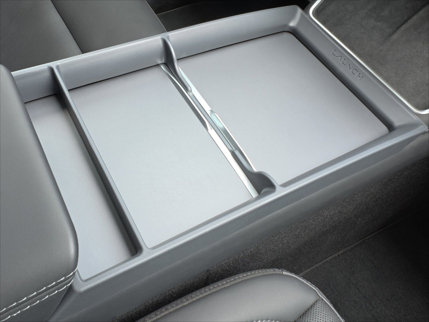 [Aisen] Silicone Center Console Armrest Organizer for Tesla Model Y Juniper & Model 3 Highland (Premium Flexible Silicone)